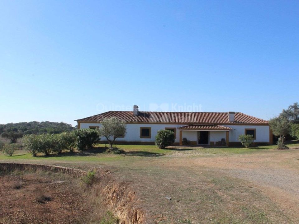 Erhvervsejendom i Alcacovas, Evora - foto 4