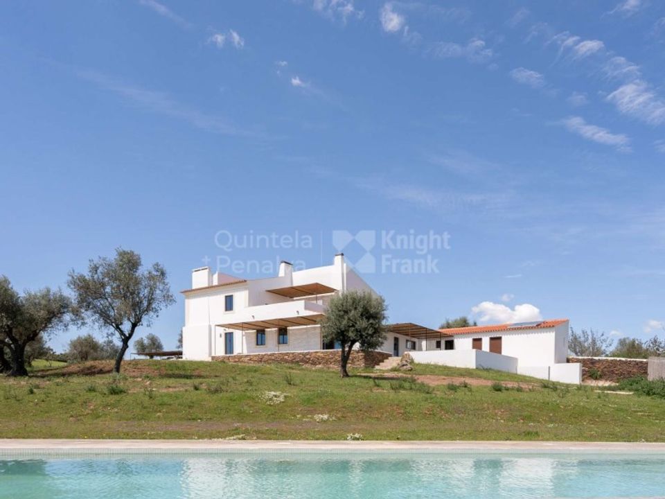 Erhvervsejendom i Vila Vicosa, Evora - foto 1