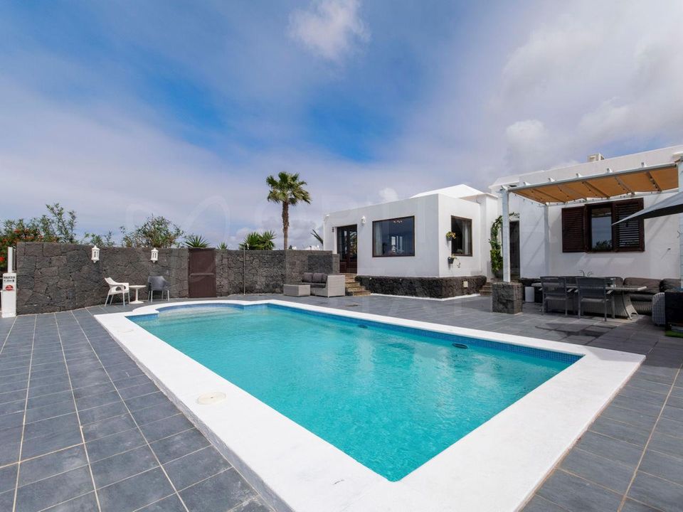 Villa i Las Brenas (Yaiza), Lanzarote - foto 1