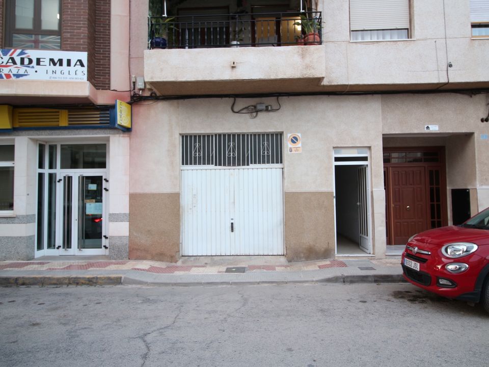 L'establiment comercial a Dolores, Alicante - foto 1