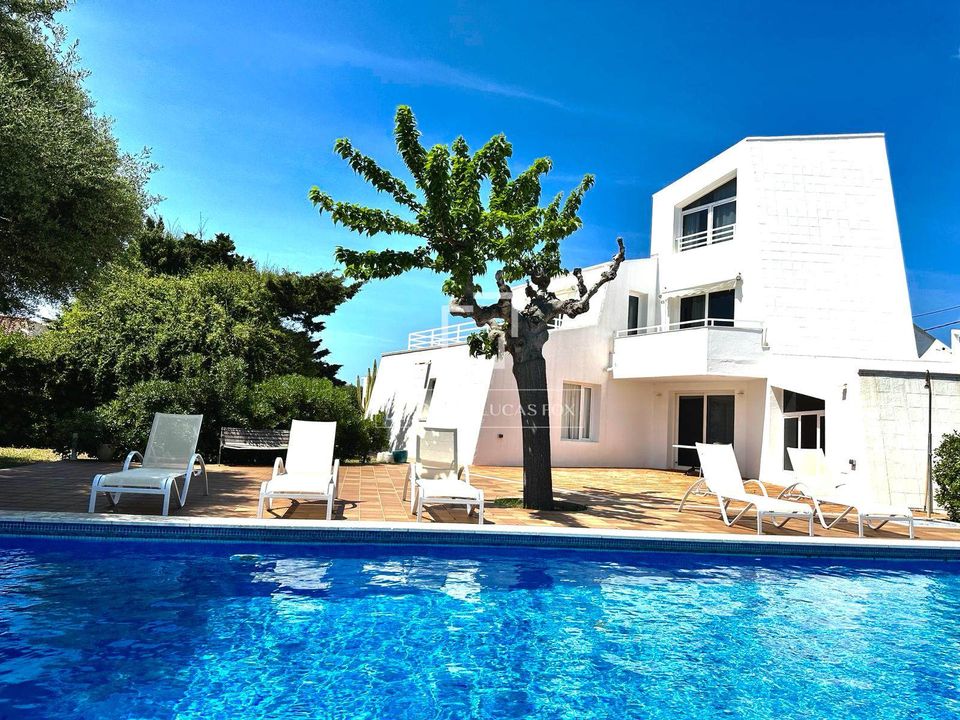 Villa i Es Castell, Menorca - foto 1