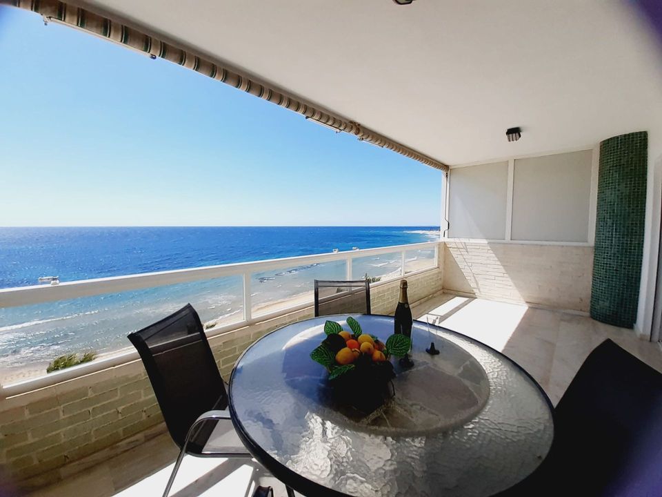 Lejlighed i Villajoyosa, Alicante - foto 2
