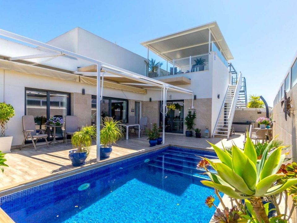 Villa i Daya Nueva, Alicante - foto 1
