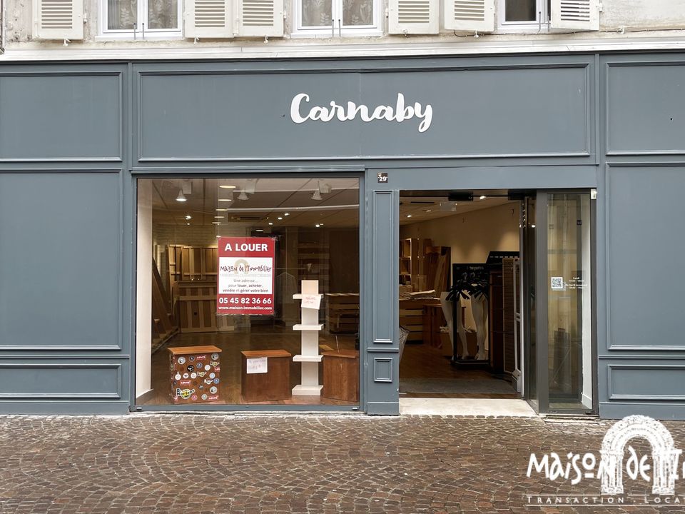 Erhvervsejendom i Cognac, Charente - foto 3