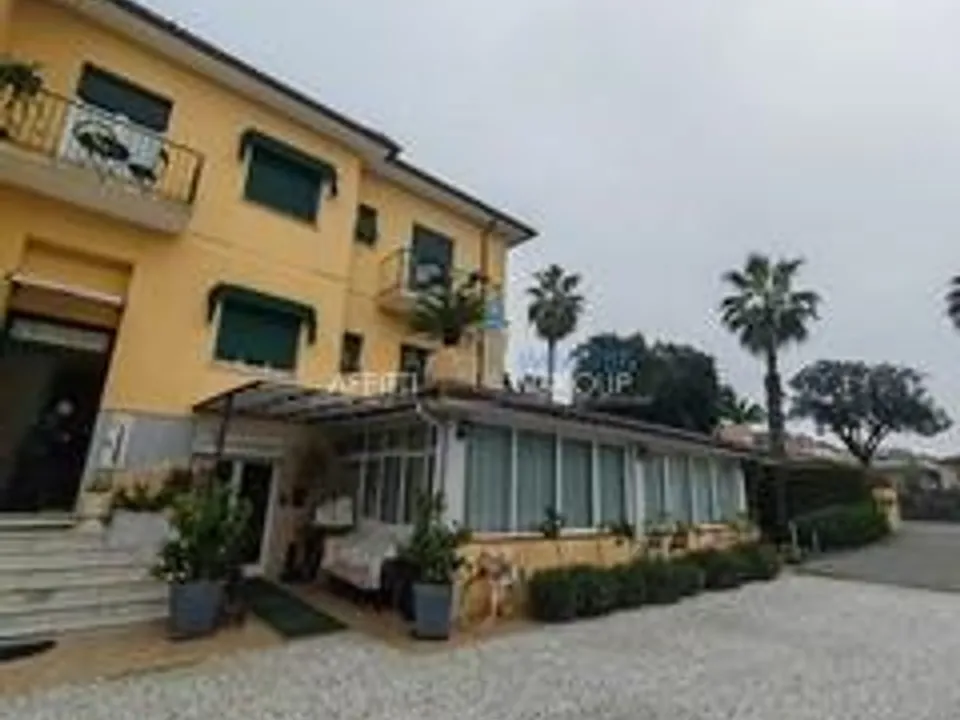 Villa a Massa, Massa and Carrara - foto 2