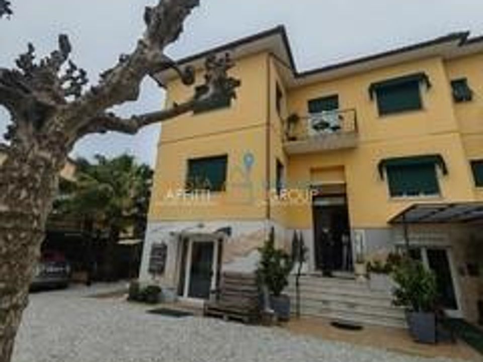 Villa a Massa, Massa and Carrara - foto 3