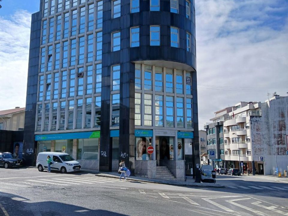 L'establiment comercial a Gondomar, Porto - foto 2