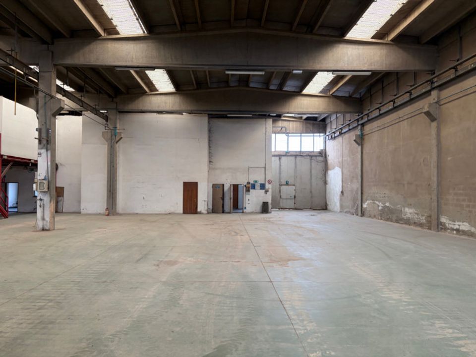 Erhvervsejendom i Castellarano, Reggio Emilia - foto 3