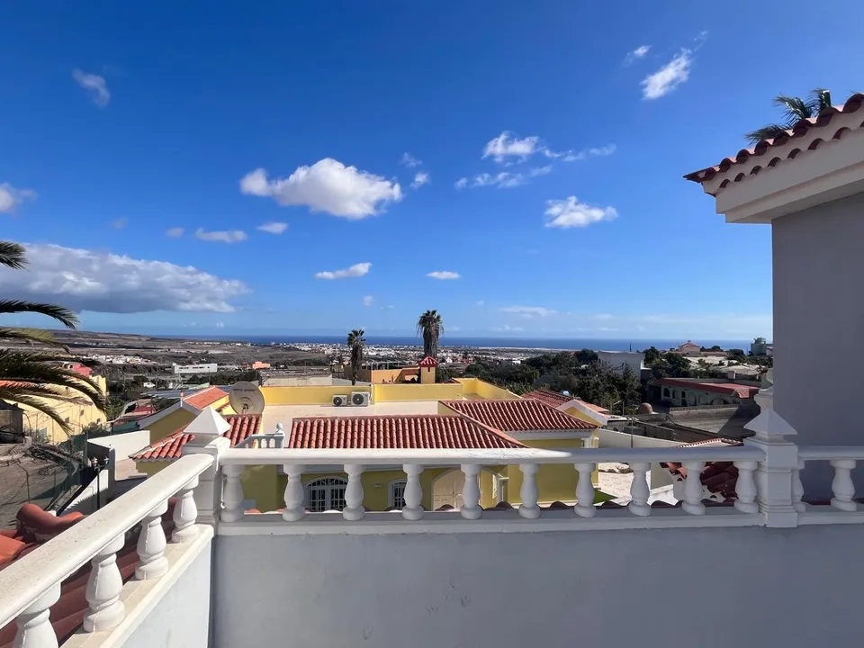 Villa - San Bartolome De Tirajana, Gran Canaria - photo 2