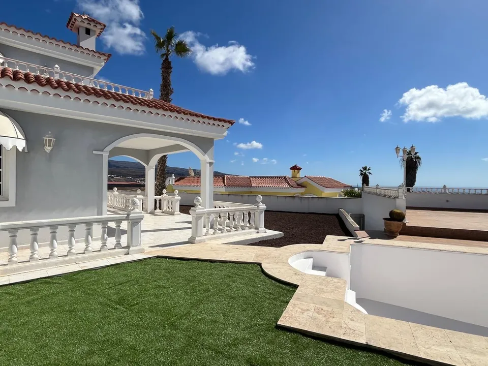 Villa - San Bartolome De Tirajana, Gran Canaria - photo 3