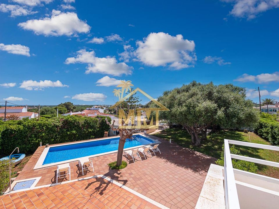 Villa in Es Castell, Menorca - foto 1