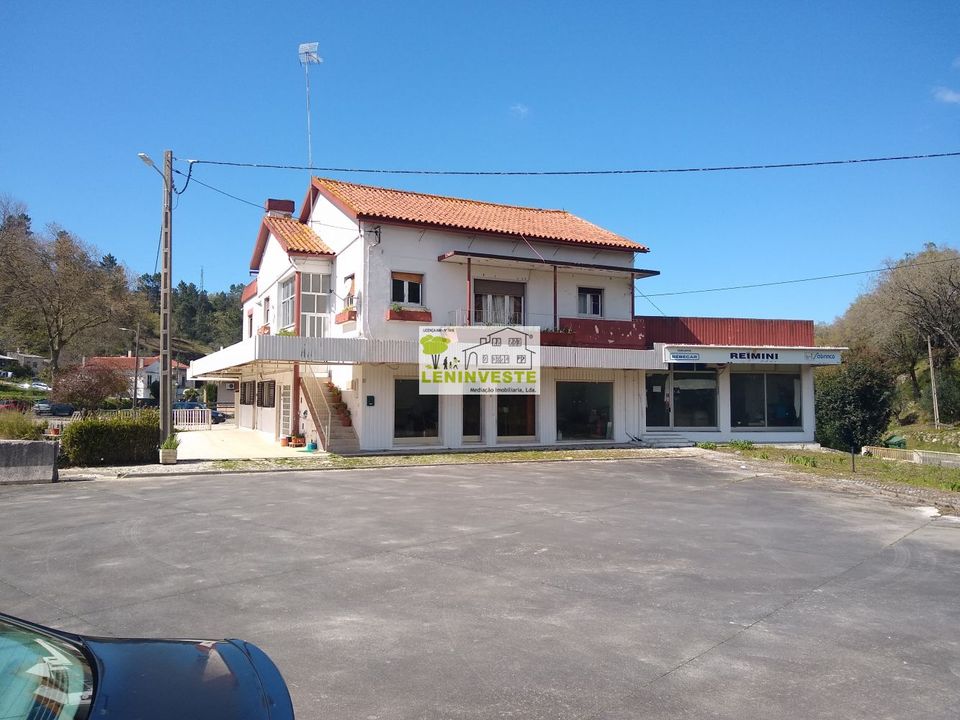 Erhvervsejendom i Batalha, Leiria - foto 1