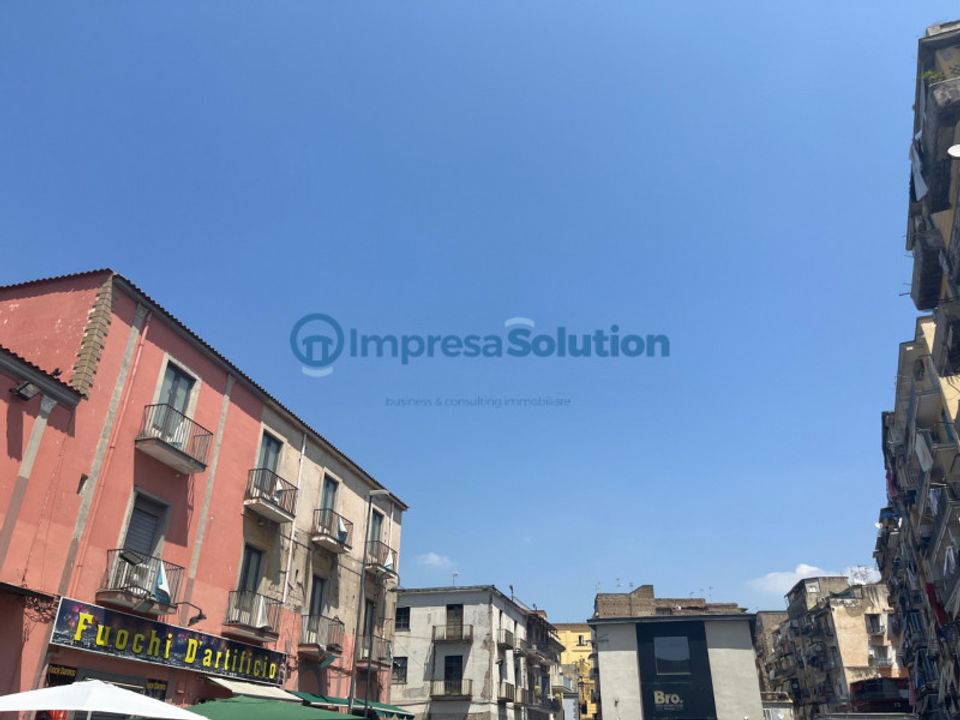 Erhvervsejendom i Naples, Naples - foto 1