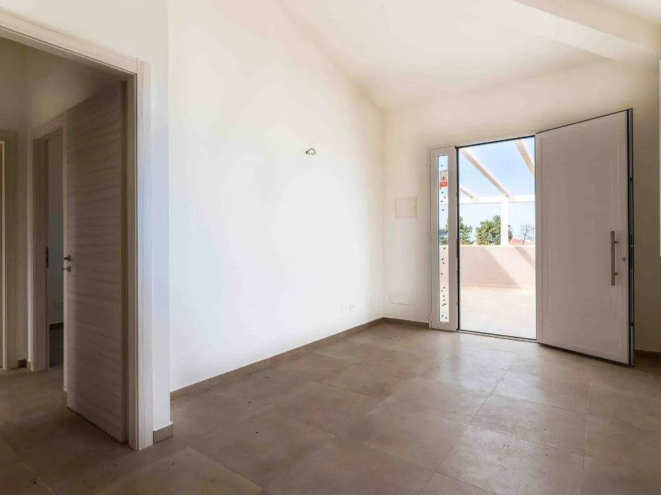 L'establiment comercial a Campofelice di Roccella, Palermo - foto 1