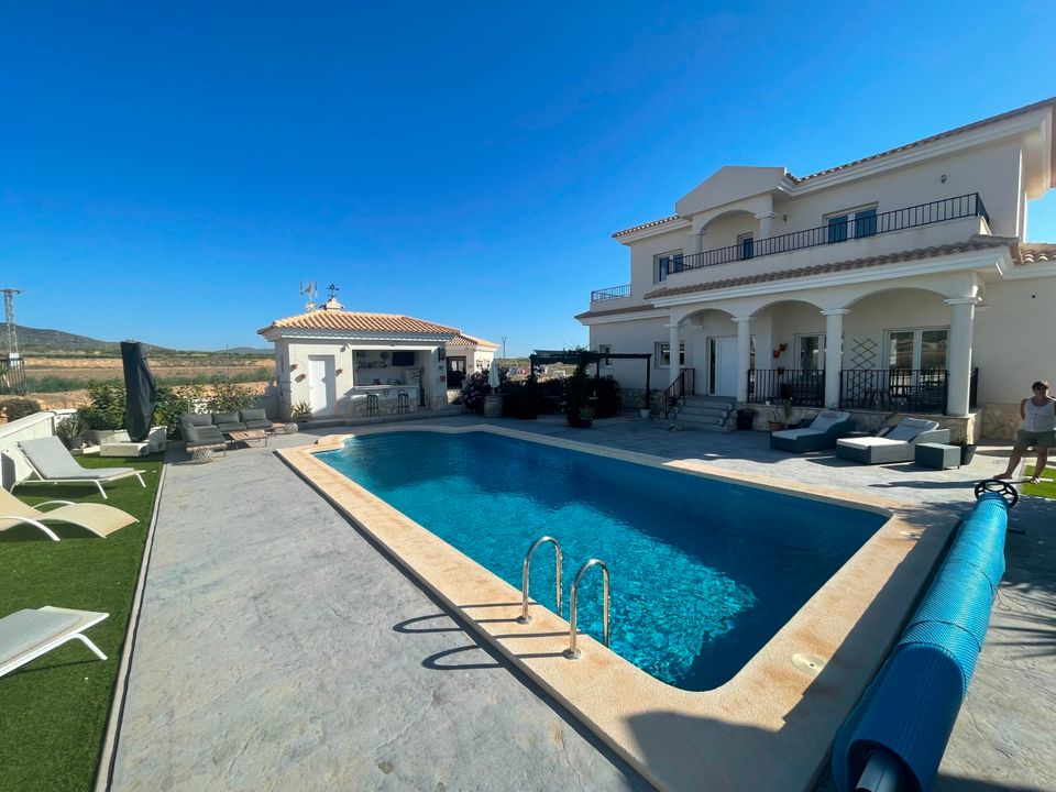 Villa i Pinoso, Alicante - foto 1