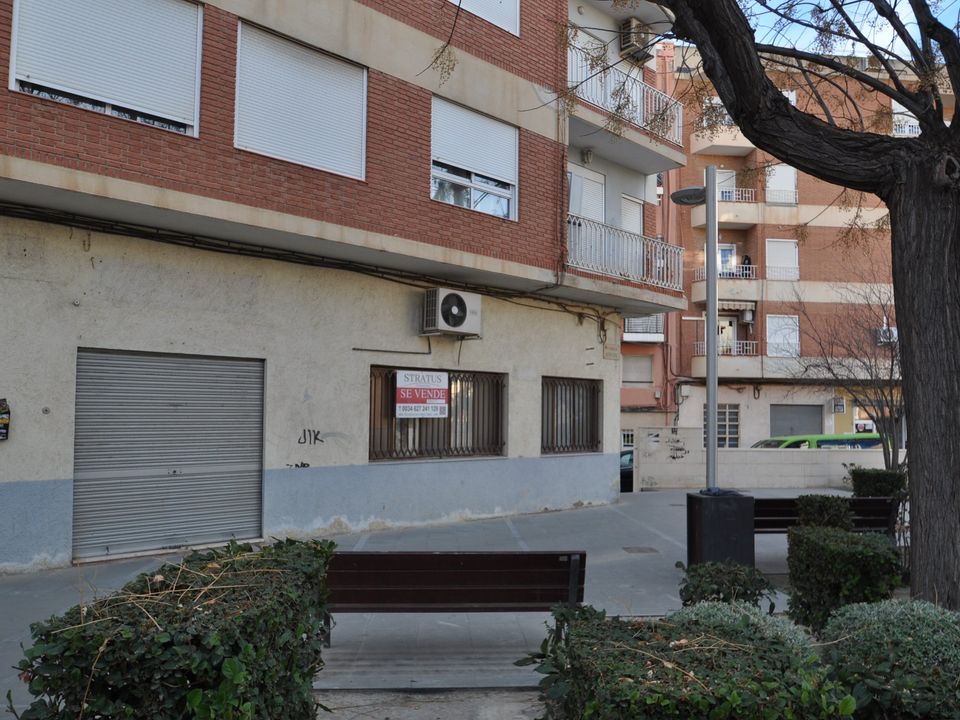 Erhvervsejendom i Petrer, Alicante - foto 1