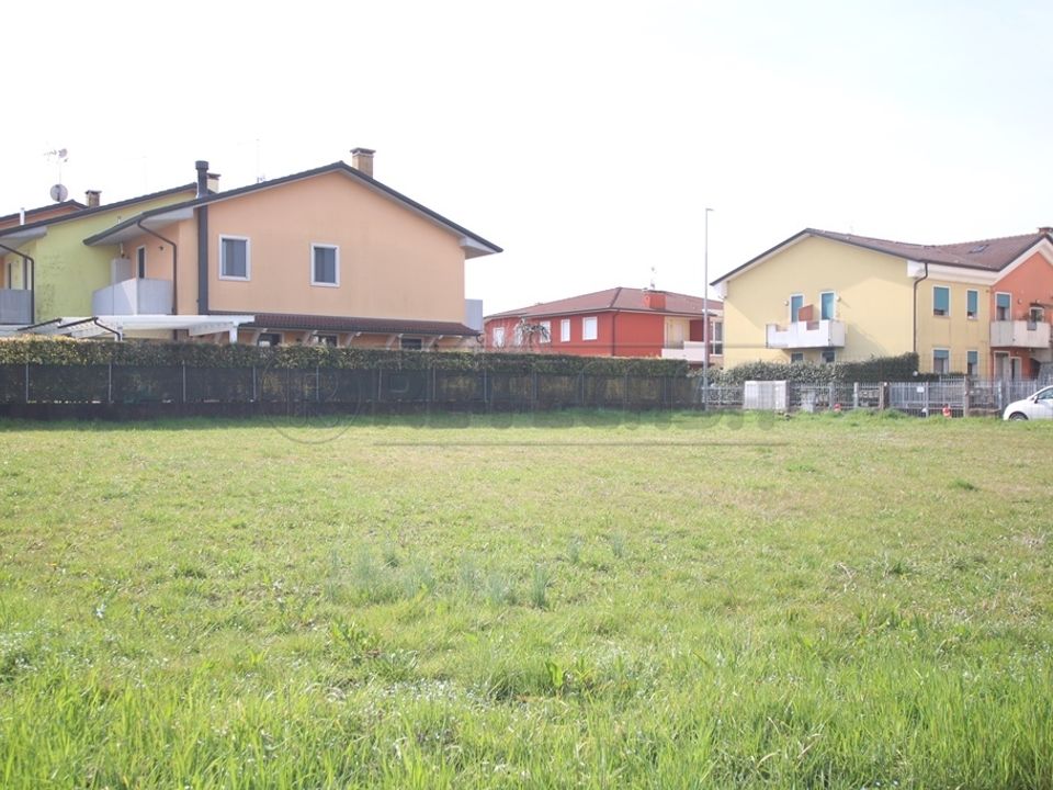 Helårsgrund i Nanto, Vicenza - foto 2