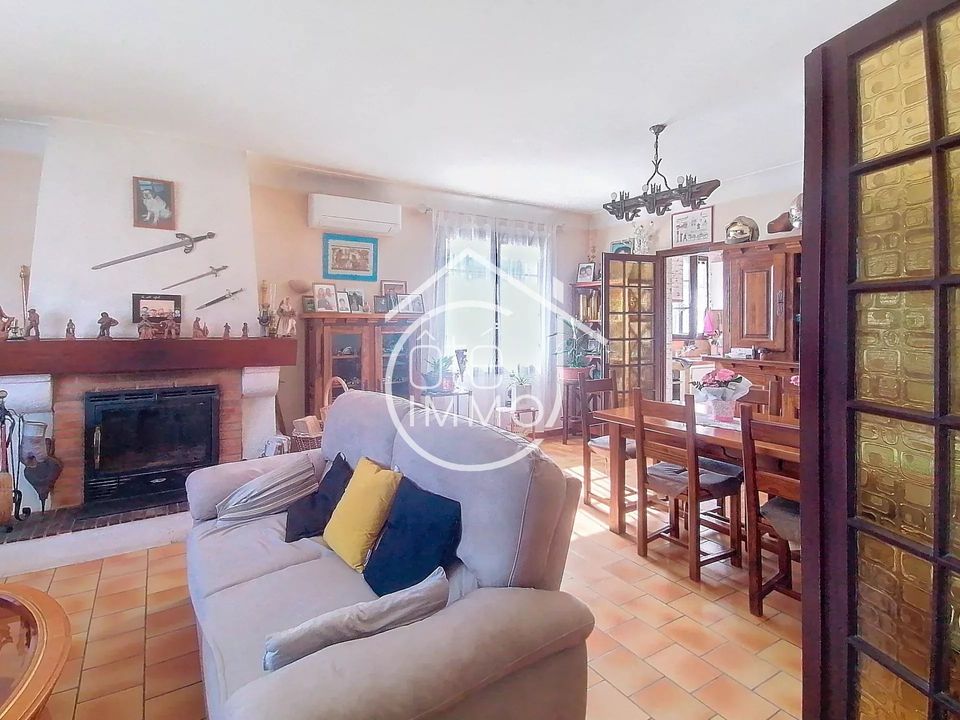 Villa i Saint-Avit-Saint-Nazaire, Gironde - foto 1