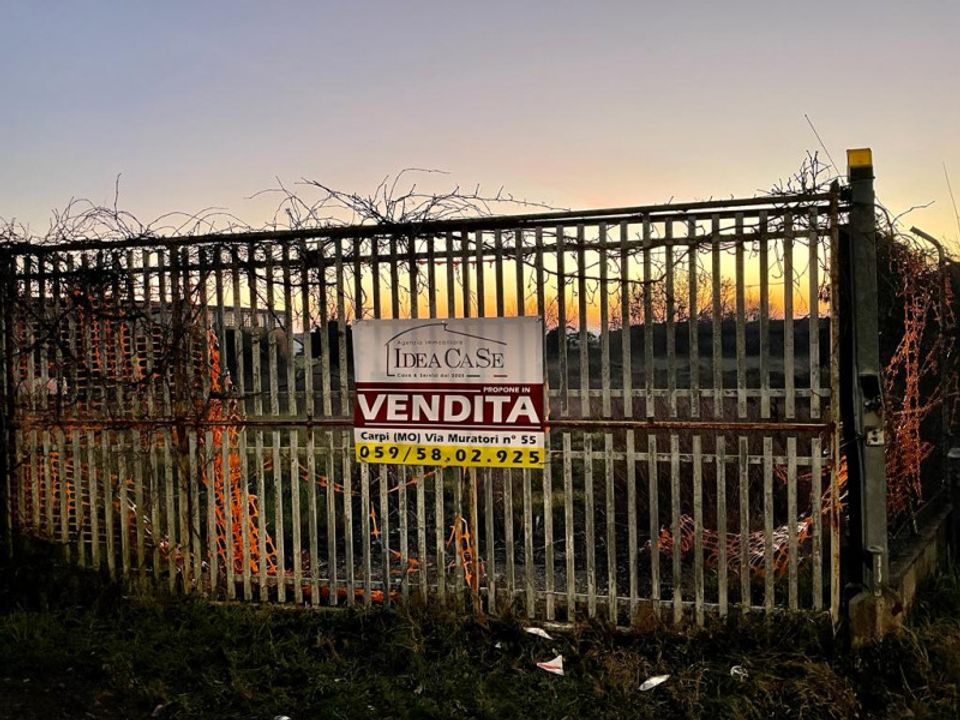 Helårsgrund i Moglia, Mantua - foto 1