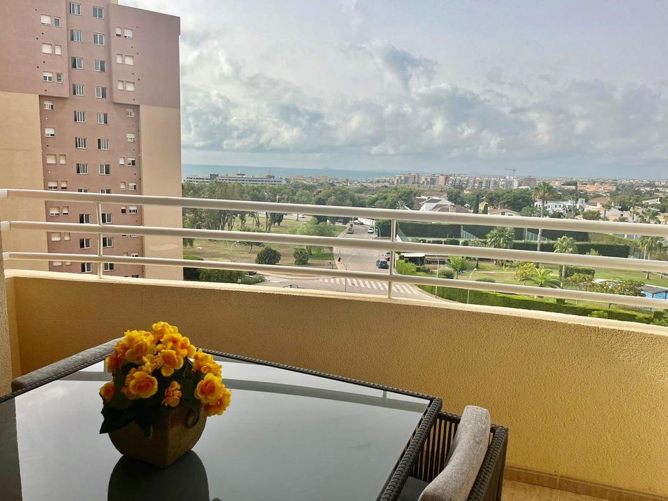Lejlighed i Dehesa De Campoamor, Alicante - foto 1