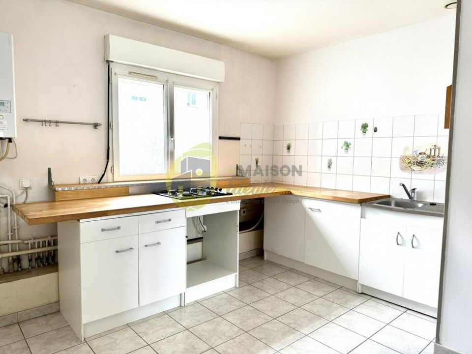 Appartement in Mehun-sur-Yevre, Cher - foto 2