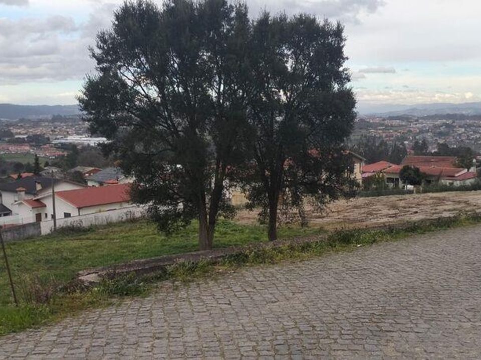 Helårsgrund i Santo Tirso, Porto - foto 5