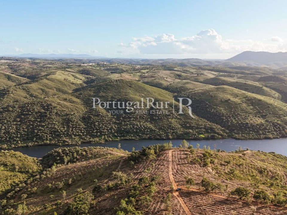 Landejendom i Vila Velha de Rodao, Castelo Branco - foto 1