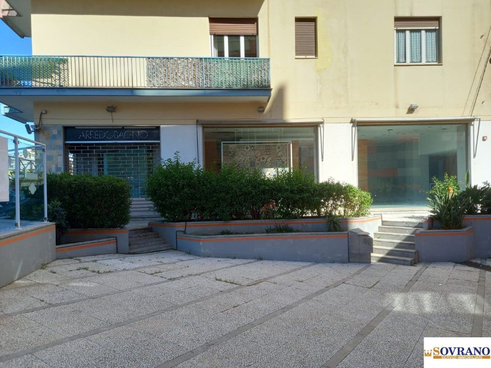 Erhvervsejendom i Palermo, Palermo - foto 3