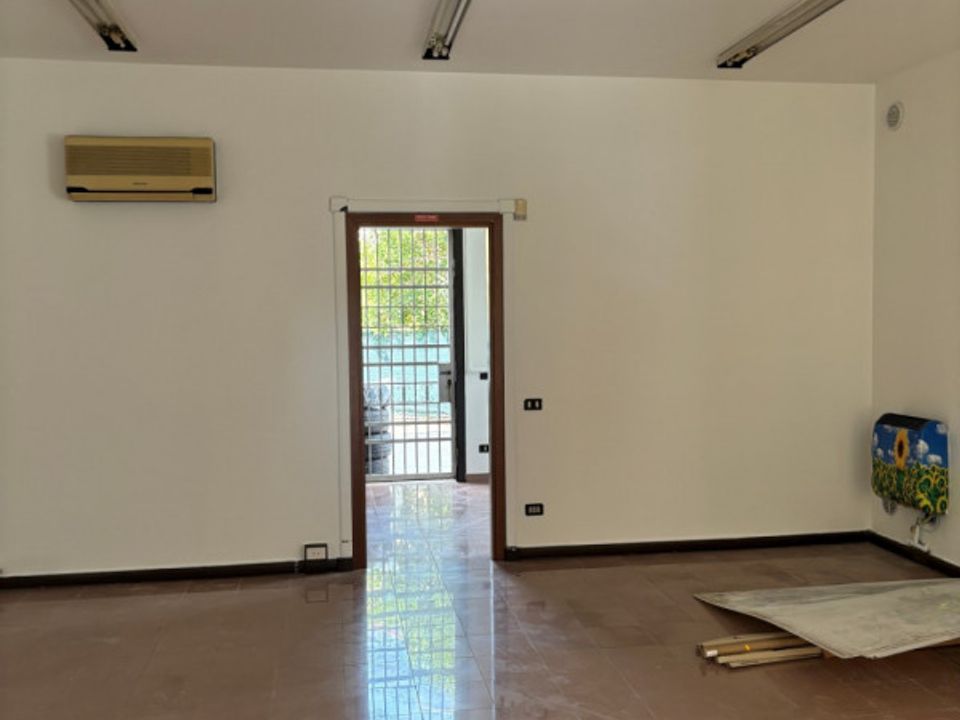Erhvervsejendom i Albignasego, Padua - foto 2