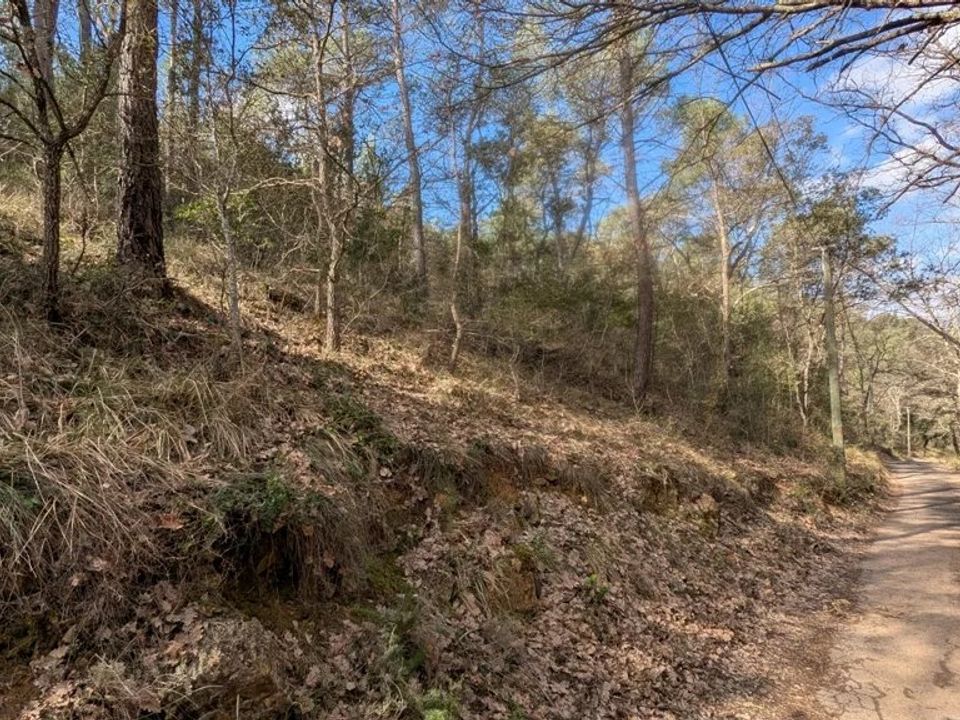 Helårsgrund i Entrecasteaux, Var - foto 2