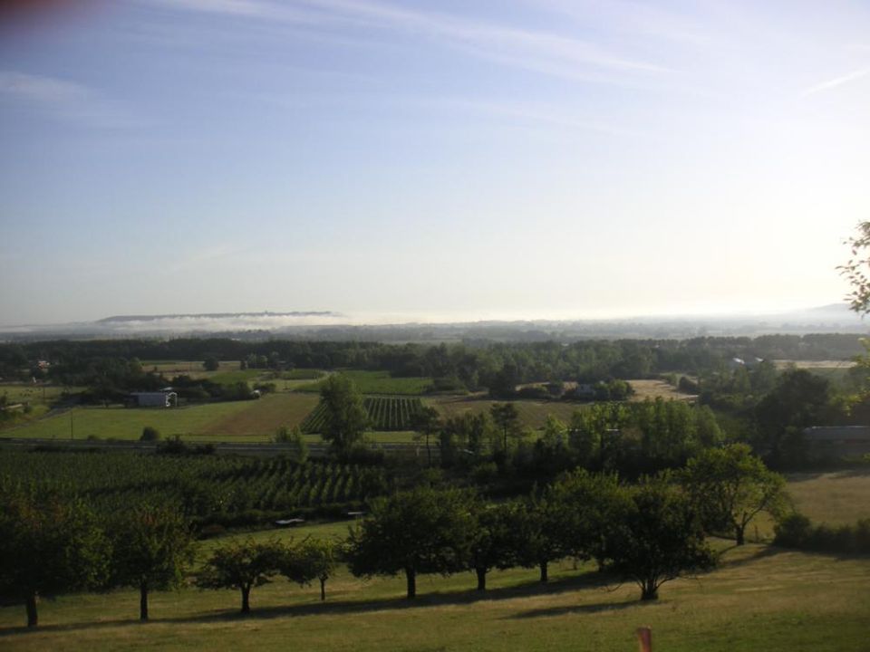 Helårsgrund i Buzet-sur-Baise, Lot-et-Garonne - foto 1