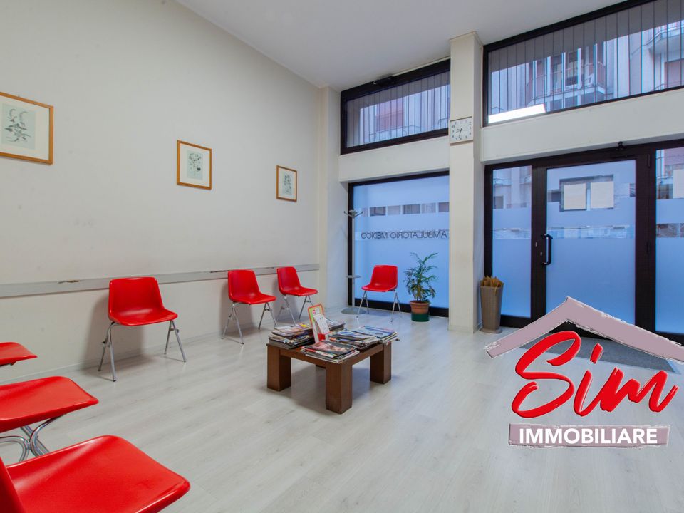 Propriedade comercial em Novara, Novara - foto 1