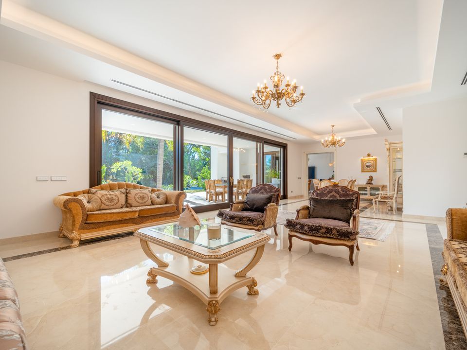 Villa en Estepona, Malaga - foto 2