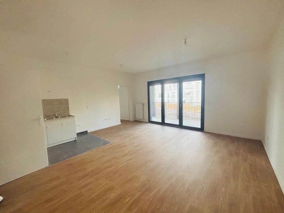 Leilighet i Stains, Seine-Saint-Denis - bilde 1