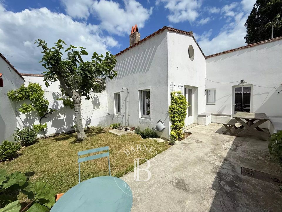 Villa i Les Portes-en-Ré, Charente-Maritime - foto 1