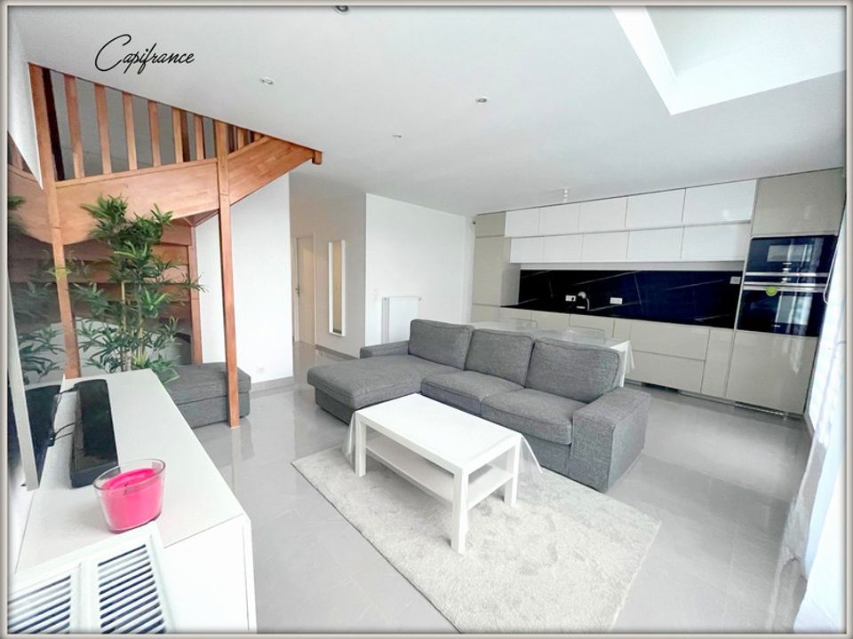 Villa i Bondy, Seine-Saint-Denis - foto 1