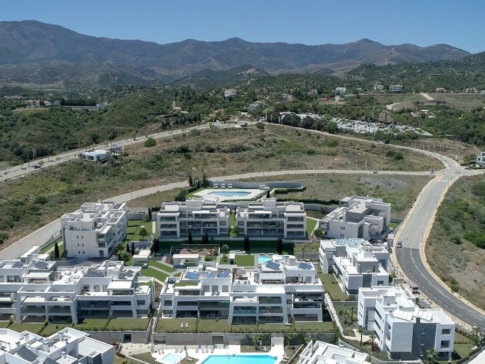 Lejlighed i Estepona, Malaga - foto 2