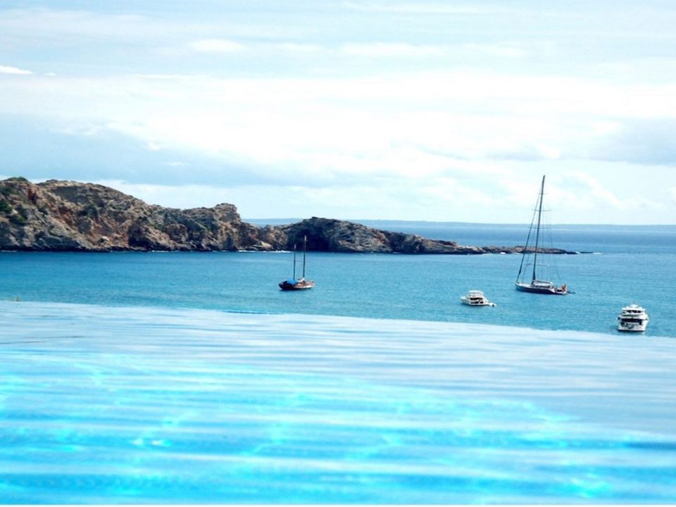 Villa i Cala Jondal, Ibiza - bilde 1