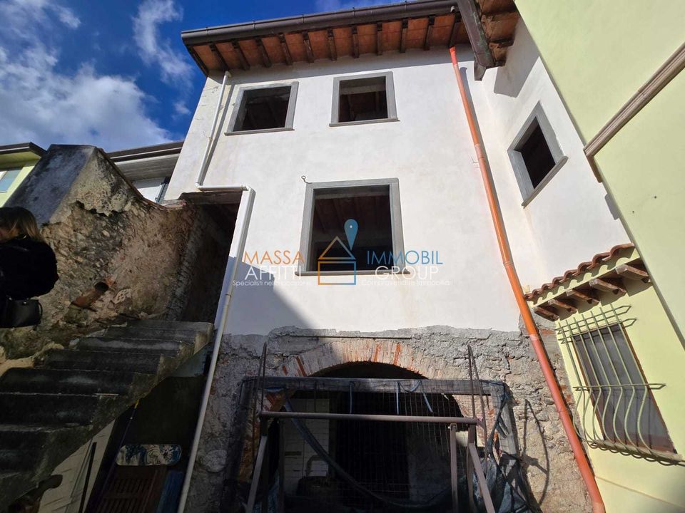 Byhus i Massa, Massa and Carrara - foto 1