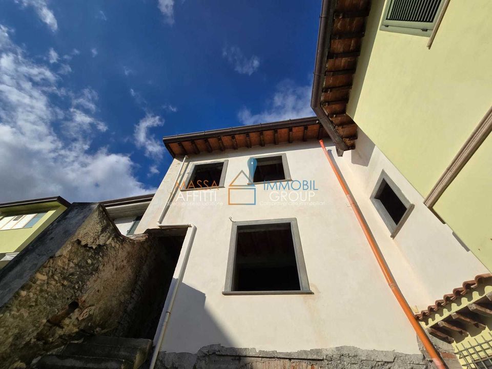 Byhus i Massa, Massa and Carrara - foto 2