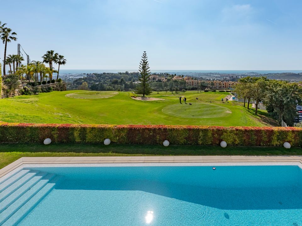 Villa in Los Arqueros, Malaga - foto 3