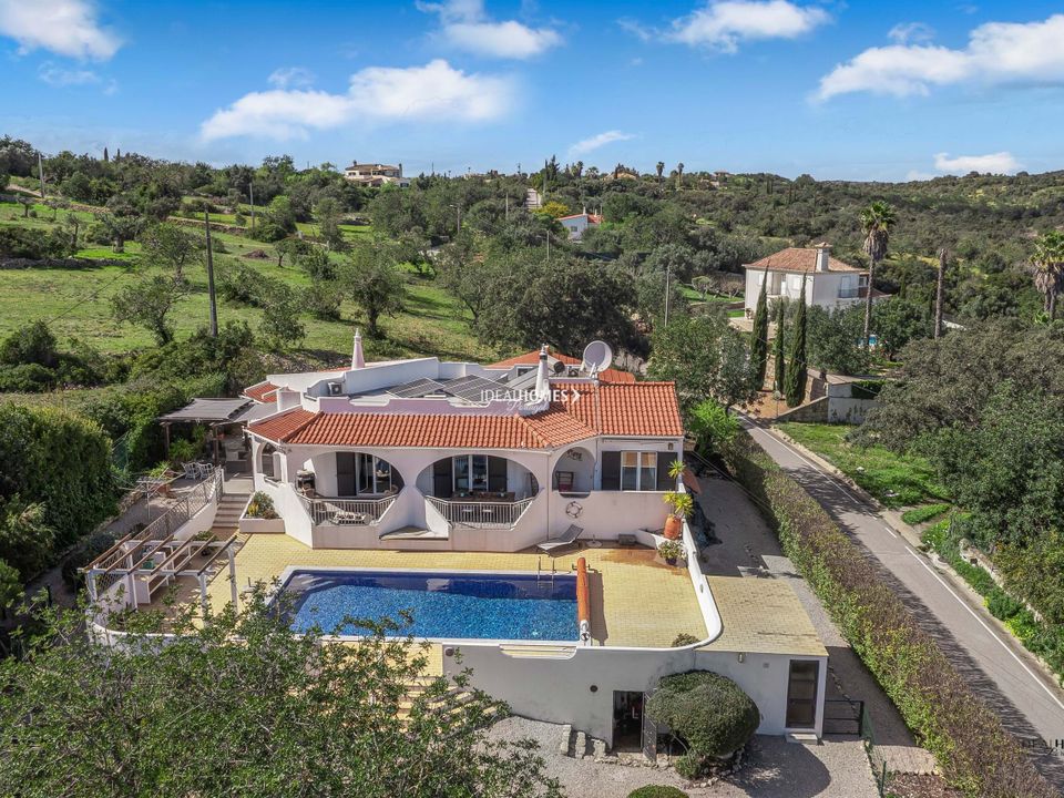 Villa i Santa Barbara de Nexe, Faro - foto 1