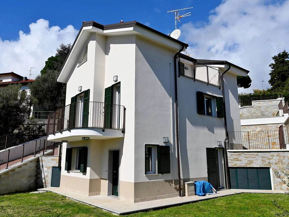 Villa i Albissola Marina, Savona - foto 1