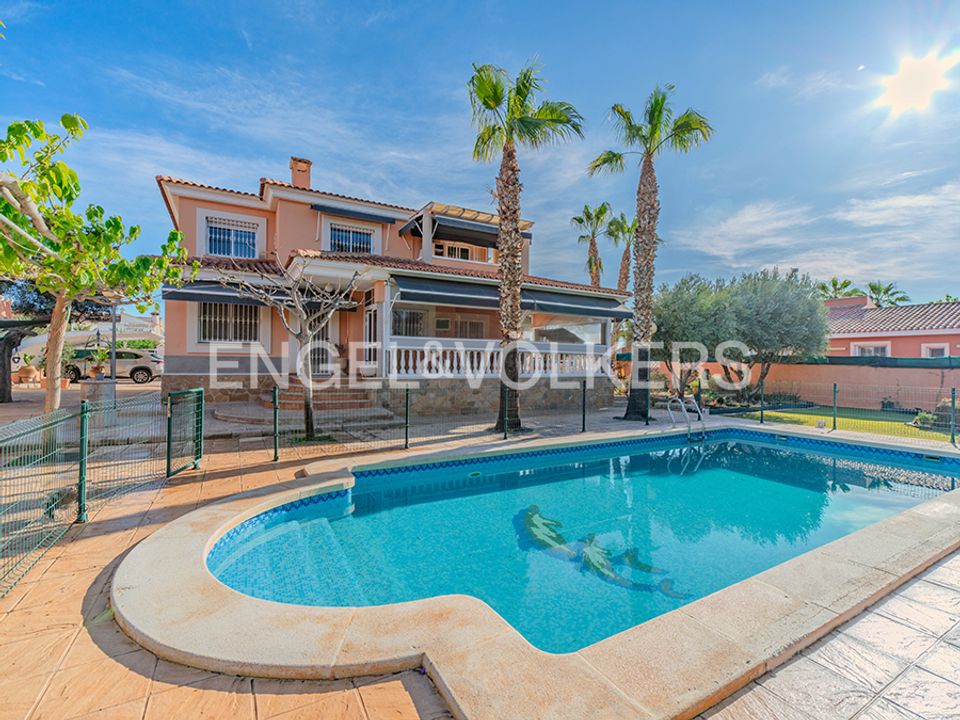 Villa a San Vicente Del Raspeig, Alicante - foto 2