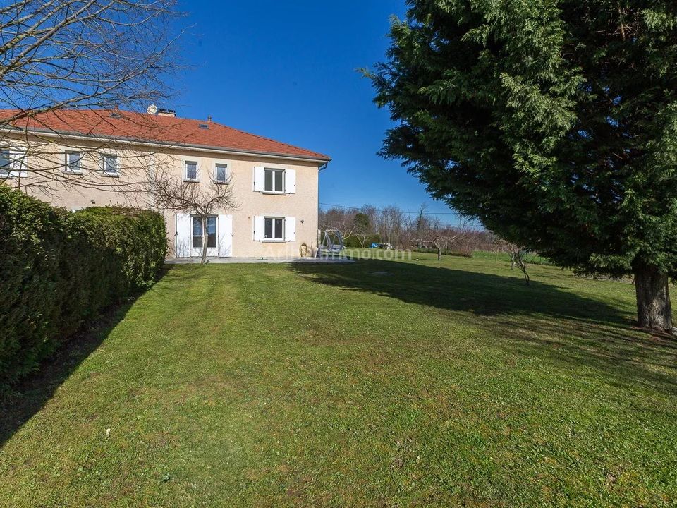 Villa i Saint-Sorlin-de-Morestel, Isere - foto 1