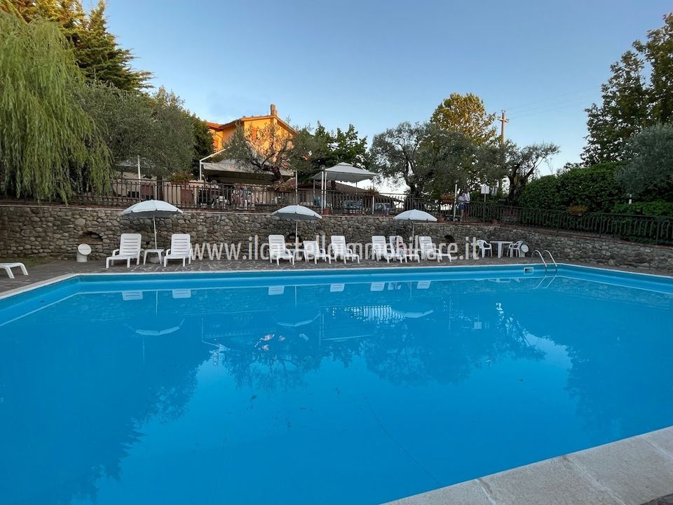 Erhvervsejendom i Chiusi, Siena - foto 1
