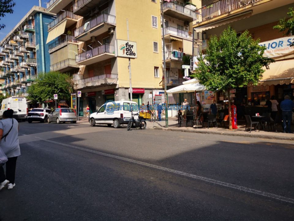 Erhvervsejendom i Naples, Naples - foto 3