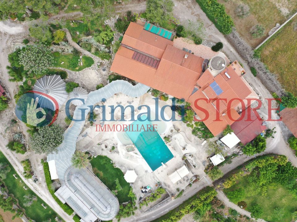 Villa in Lizzanello, Lecce - foto 1