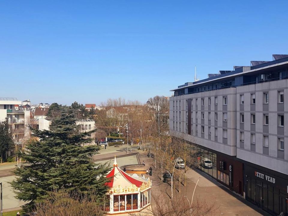 Lejlighed i Blanc-Mesnil, Seine-Saint-Denis - foto 1