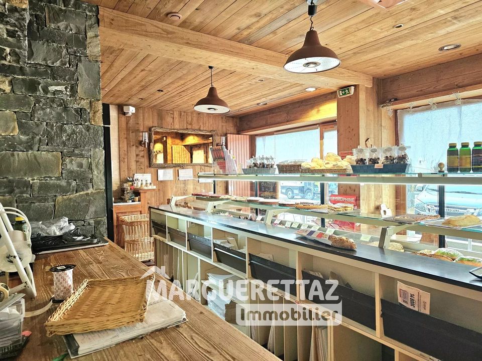 Erhvervsejendom i Marignier, Haute-Savoie - foto 2